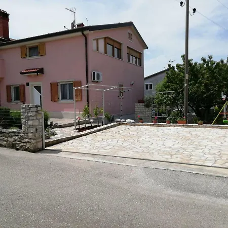 Vesna Апартаменты