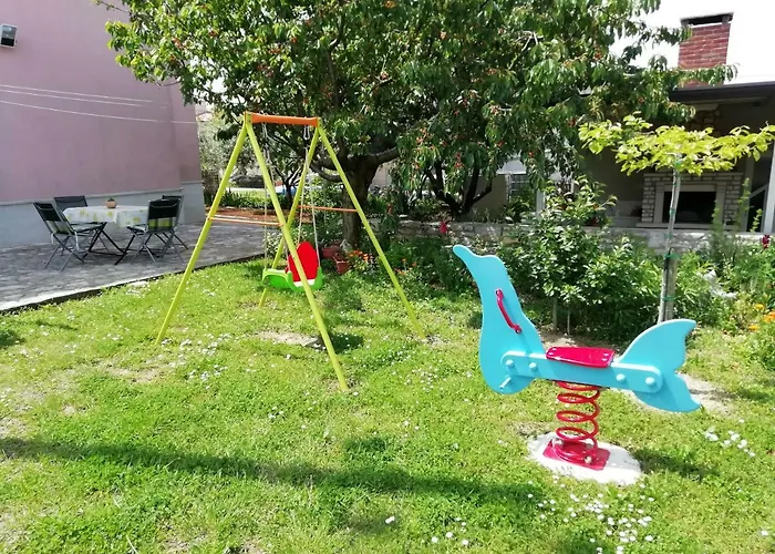 شقة Vesna بوجي